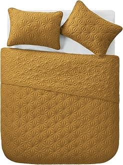 VCNY Home King Quilt Set : Eye-Popping Geometric Pattern Design, Lighweight Luxurious Microfiber in Gold ; 3 pc Set Includes Reversible Quilt, 2 Pillow Shams