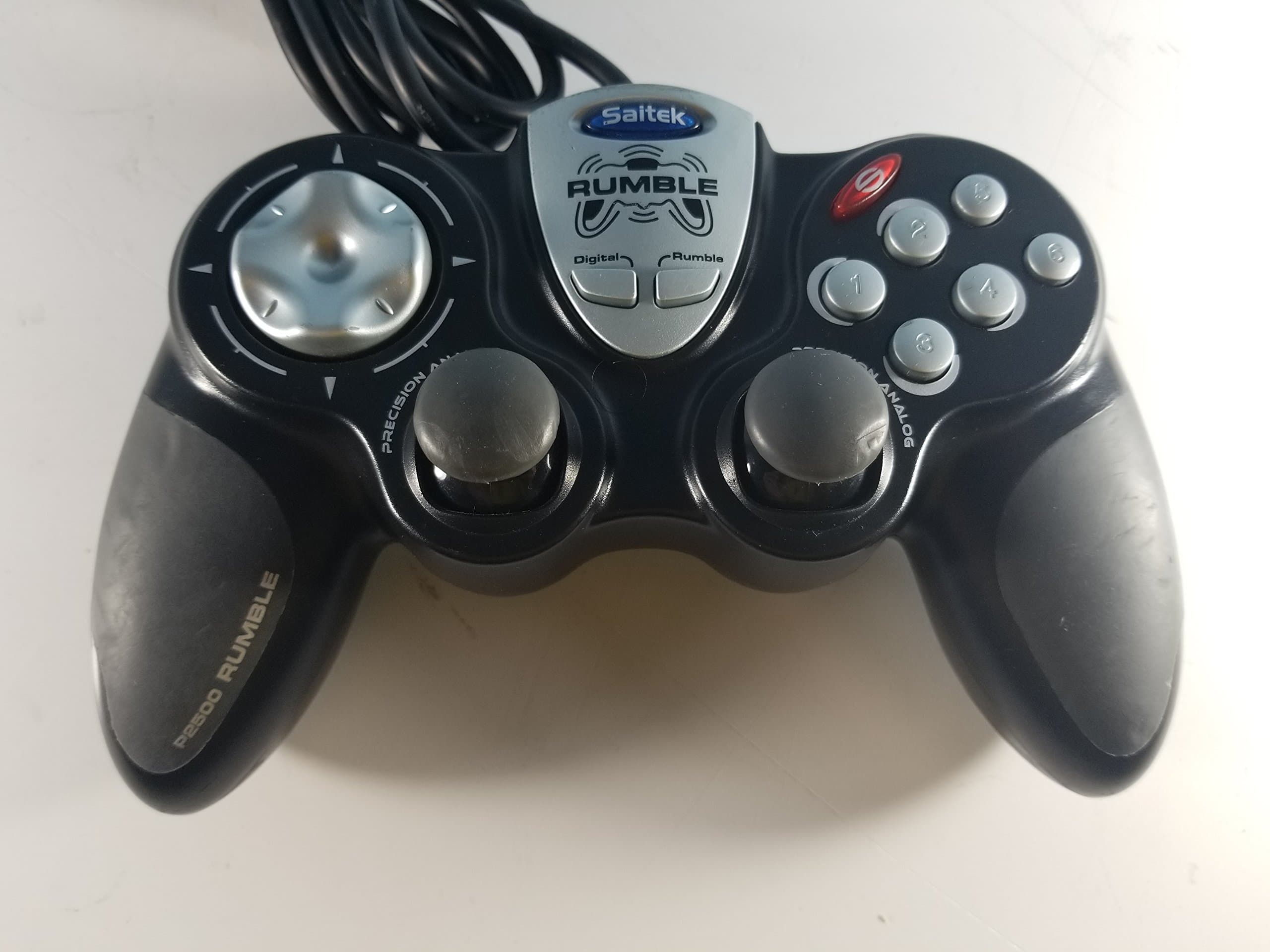 Saitek P2500 Rumble Force PC Game Pad