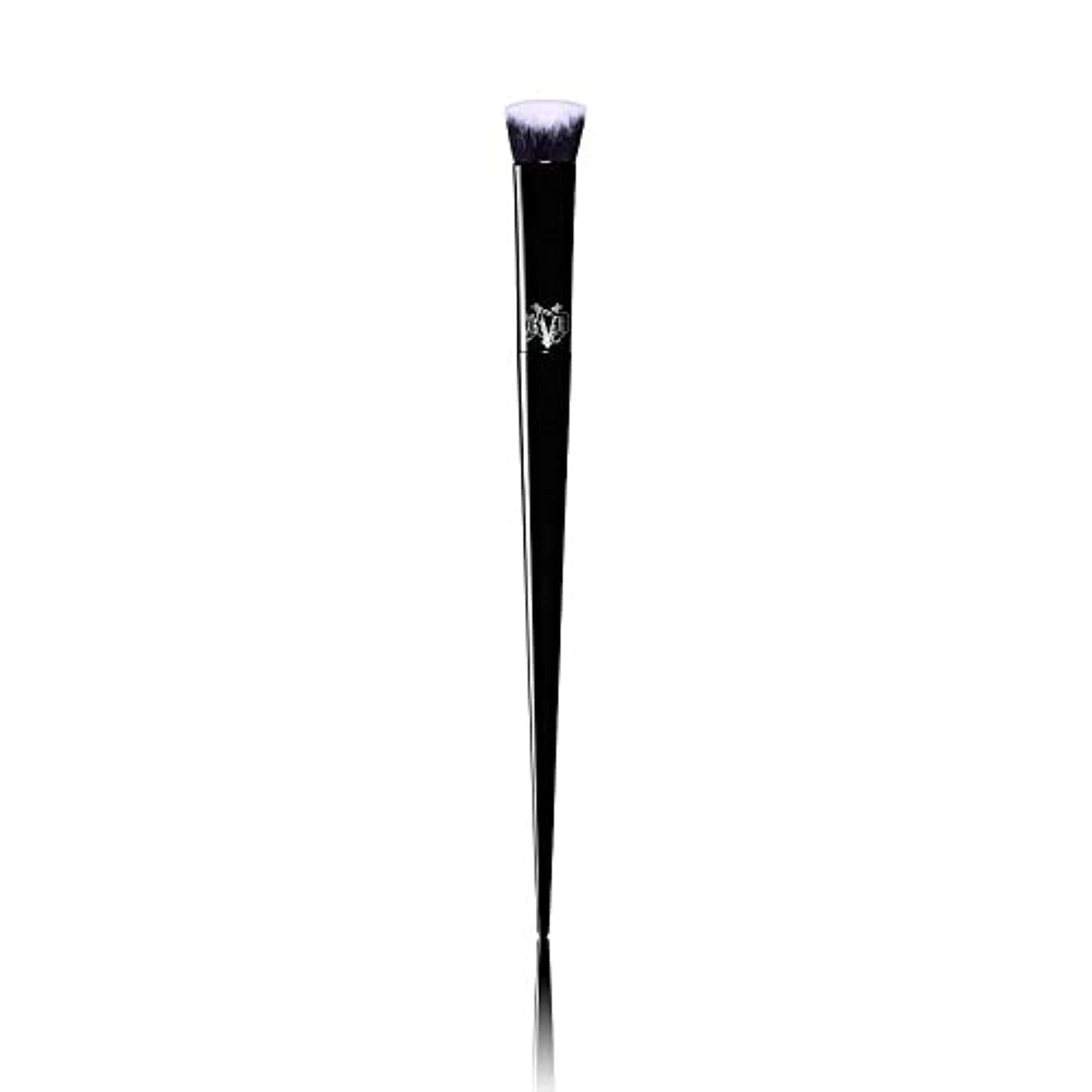 Kat Von D Lock-It Edge Concealer Brush